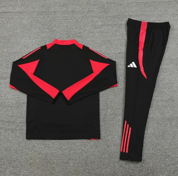 Bayern 24/25 Tracksuit Black