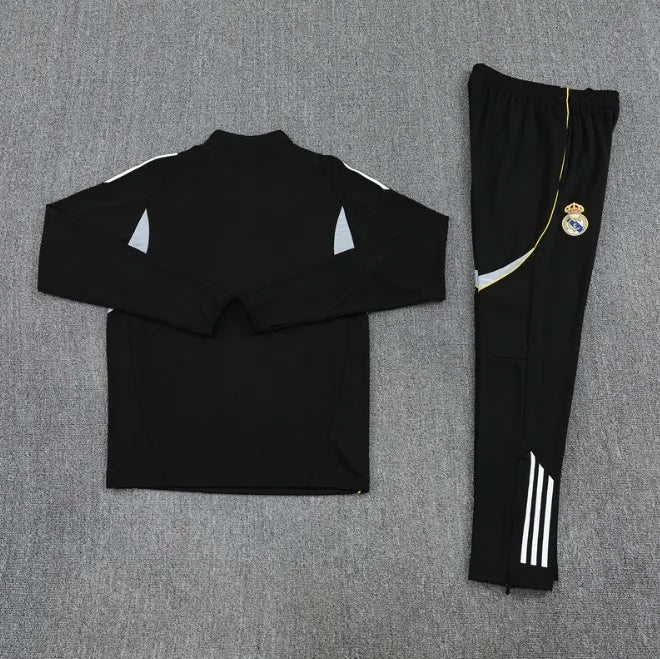 Real Madrid 25/26 Zipper Tracksuit Black