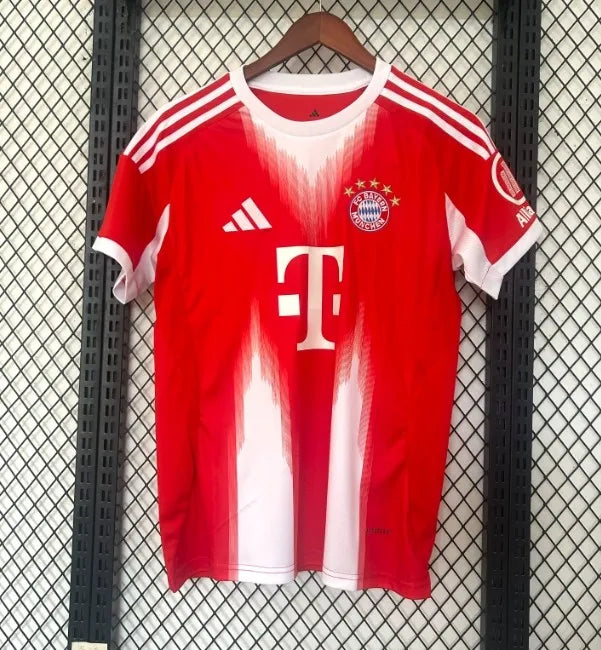 Bayern 25/26 Home Kit