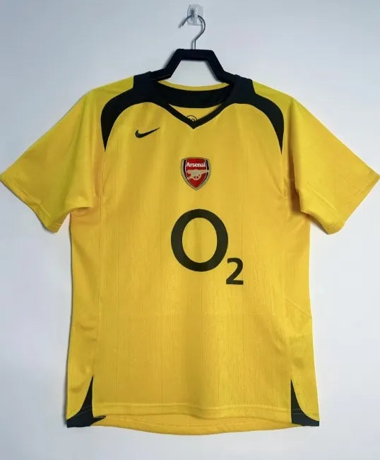 Arsenal 2005/2006 Away Retro Kit