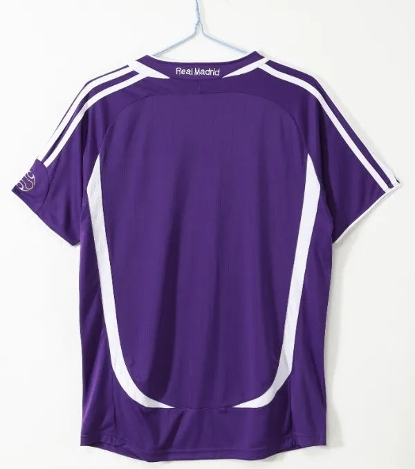 Real Madrid 2006/2007 Away Retro Kit