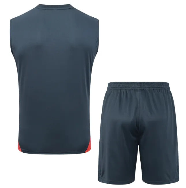 Bayern 25/26 Vest Grey