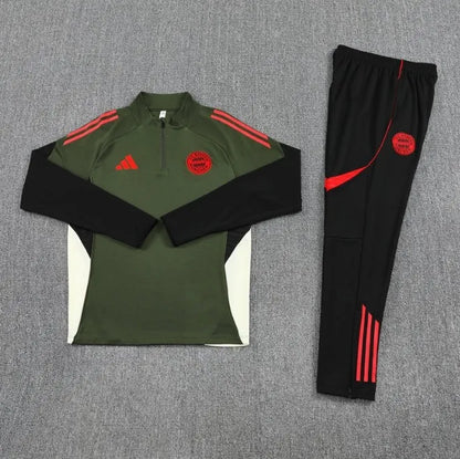 Bayern 25/26 Zipper Tracksuit Green