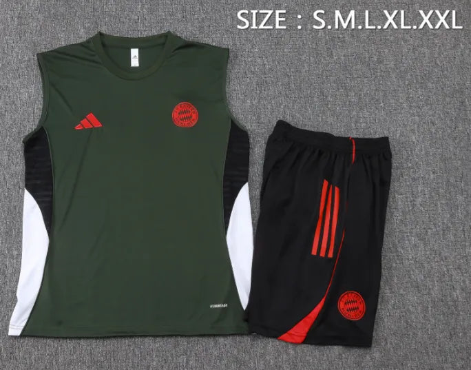 Bayern 25/26 Vest Dark Green