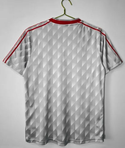 Liverpool 1989/1991 Away Retro Kit