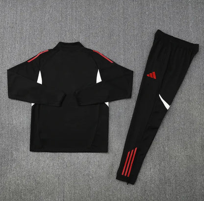 Liverpool 25/26 Tracksuit Black