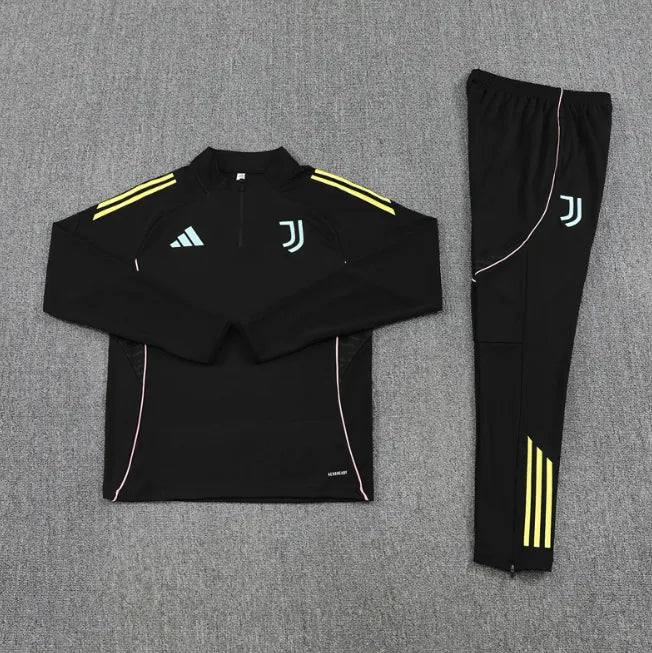 Juventus 25/26 Tracksuit Black