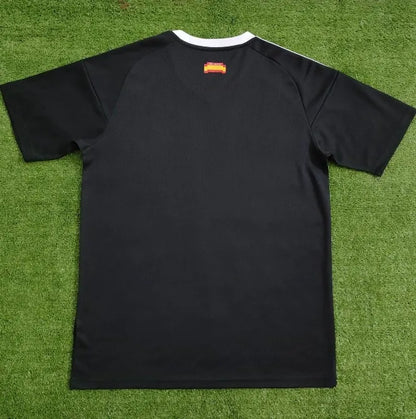 Real Madrid 24/25 goalkeeper Kit Black