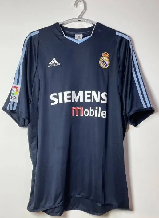 Real Madrid 2003/2004 Away Retro Kit