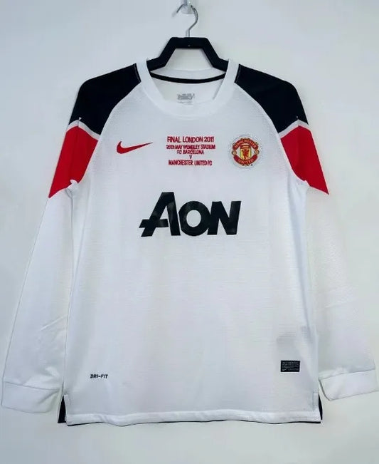 Manchester United 2010/2011 Away Retro Kit Long Sleeve