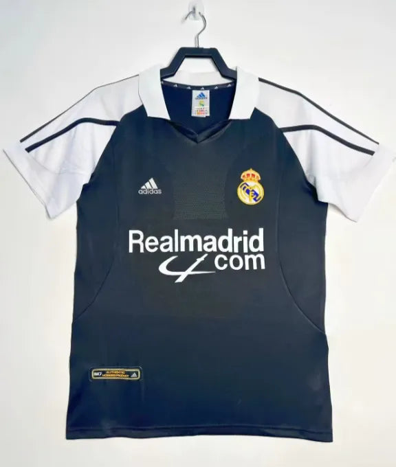 Real Madrid 2001/2002 Away Retro Kit