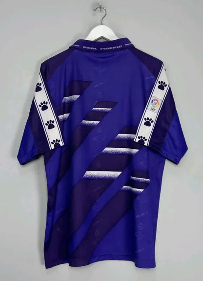 Real Madrid 1994/1995 Away Retro Kit