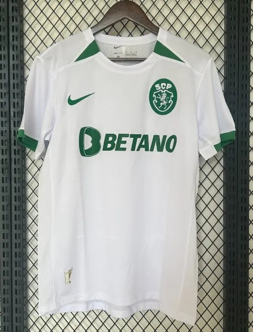 Sporting CP 24/25 Away Kit