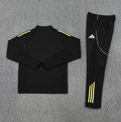 Juventus 25/26 Tracksuit Black